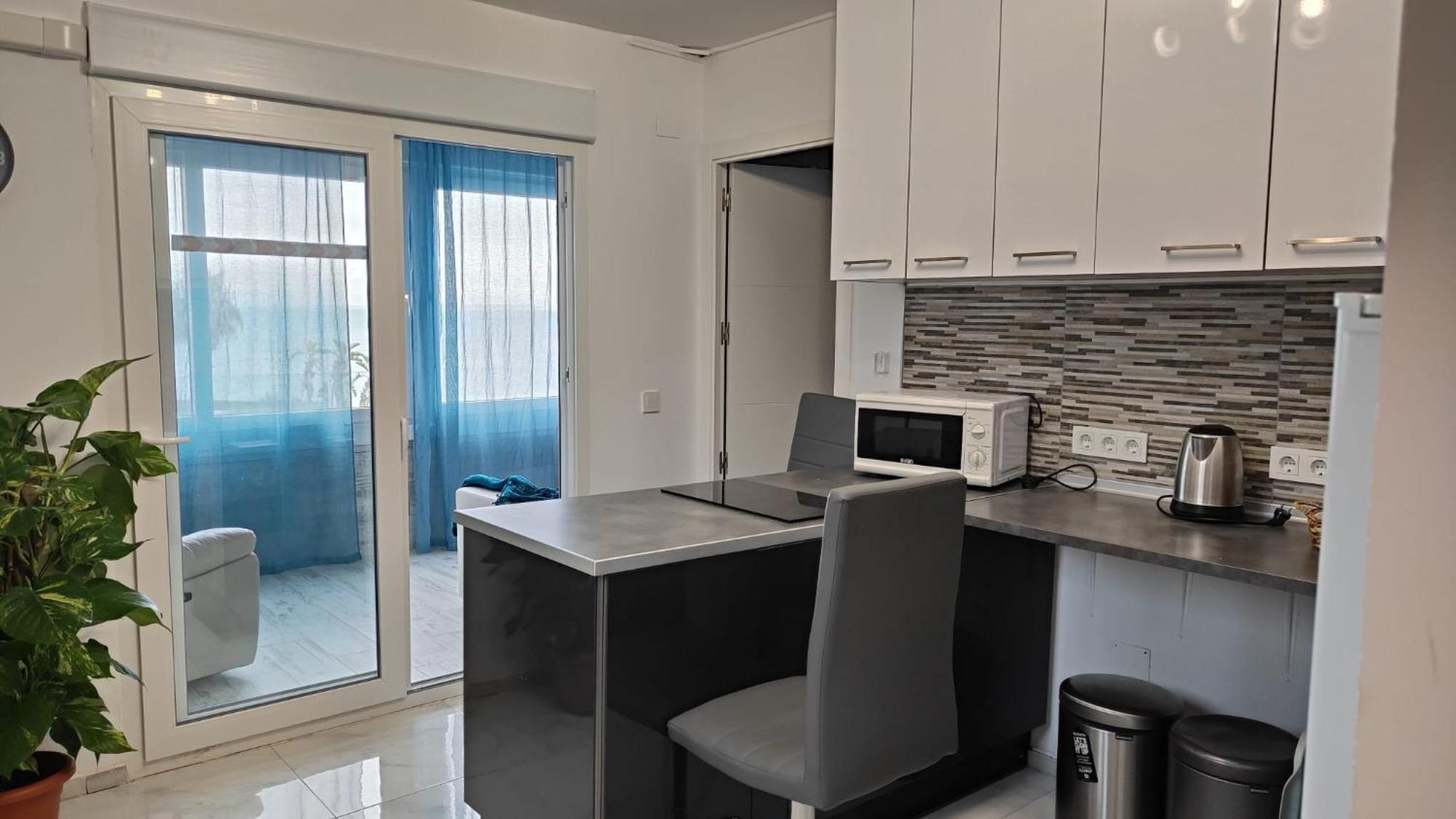 La Mata Apartment On The First Line Of The Sea Торевьиа Экстерьер фото
